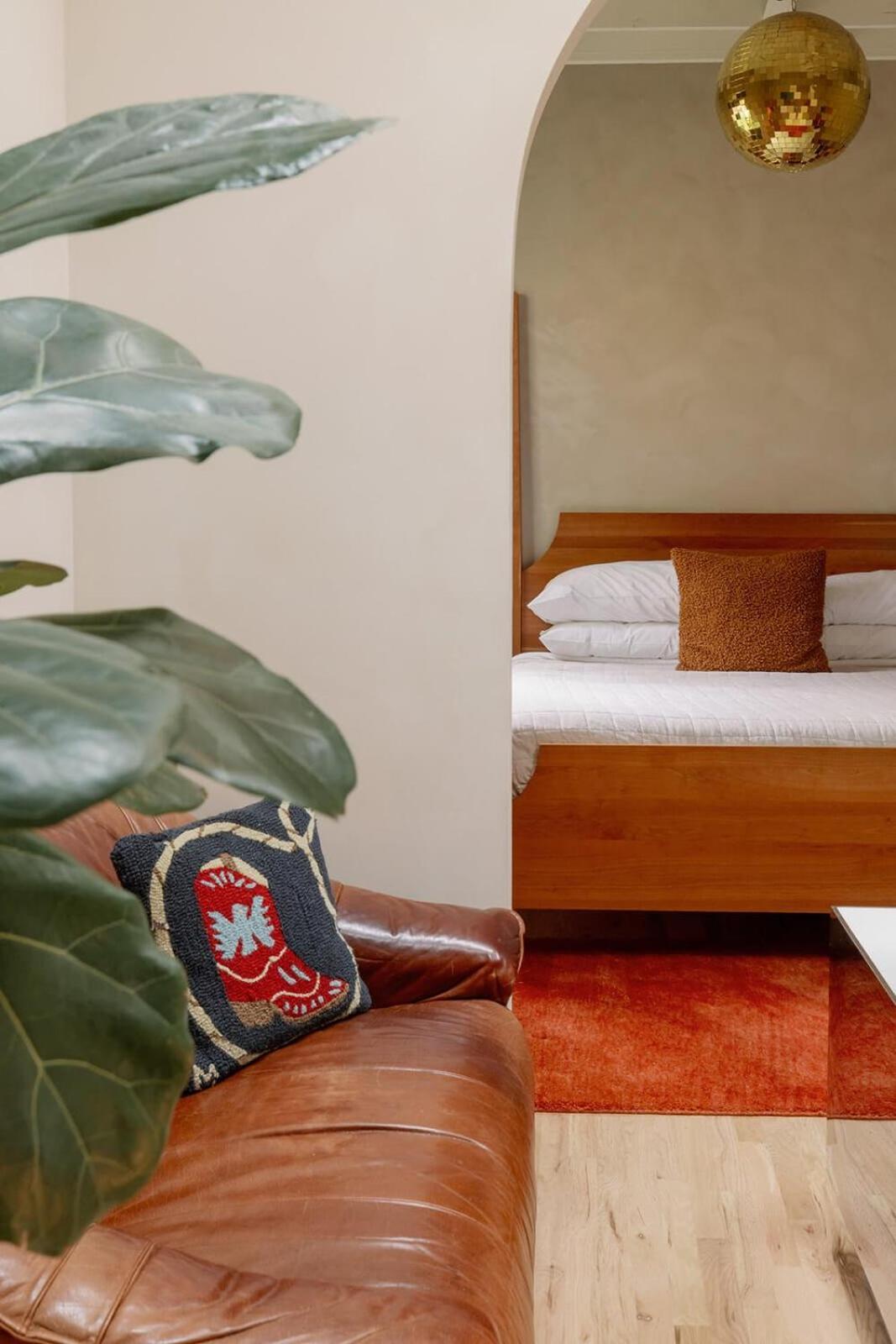 Hotel Novacancy 堪萨斯城 外观 照片